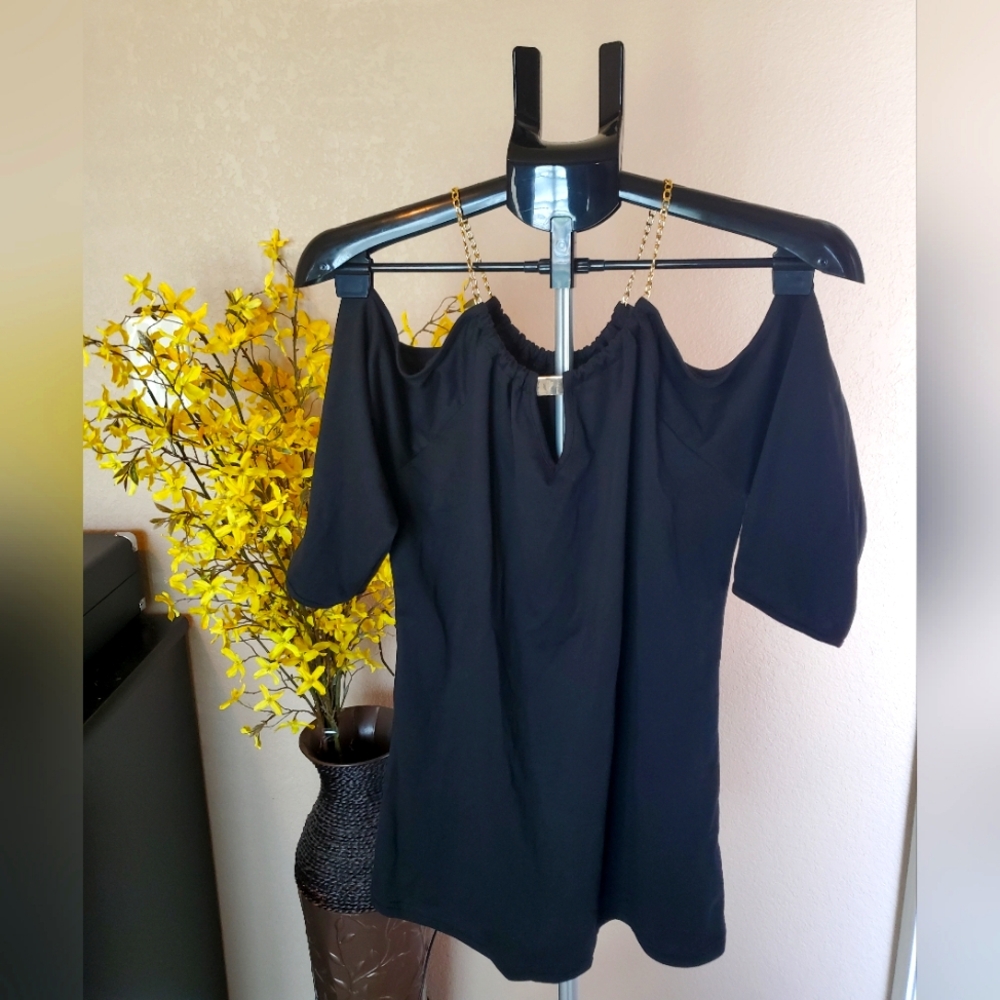 Long sleeve cotto chain neck shirt